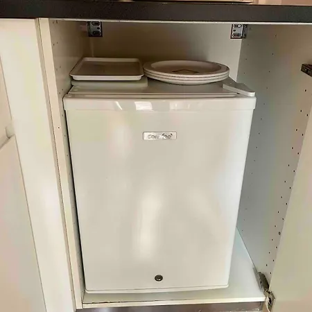 דירה Independent With Outdoor Patio